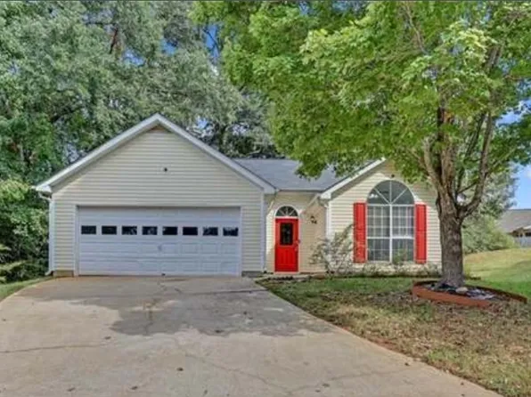 1315 Sweetwater Ct, McDonough, GA 30253