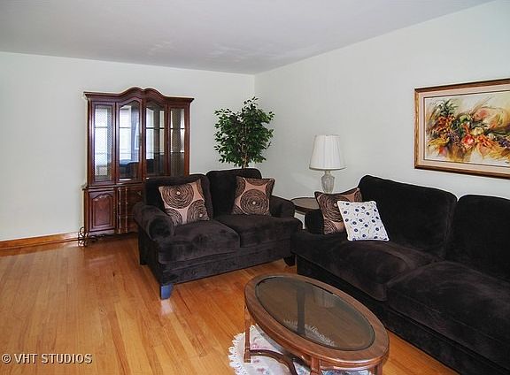 3rd image of 1533 Bonnie Brae Pl APT 2
