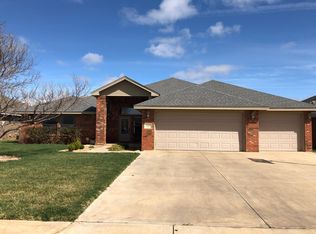 2408 Northglen Dr, Clovis, NM 88101