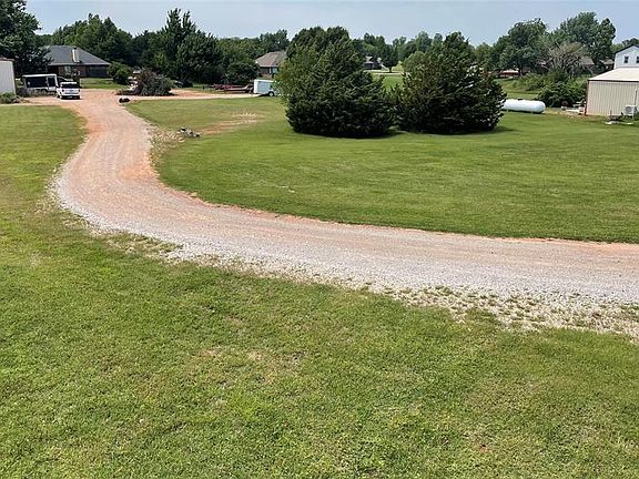 5th image of 1938 Steeple Run Dr