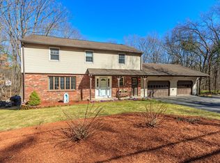 154 High Range Rd, Londonderry, NH 03053