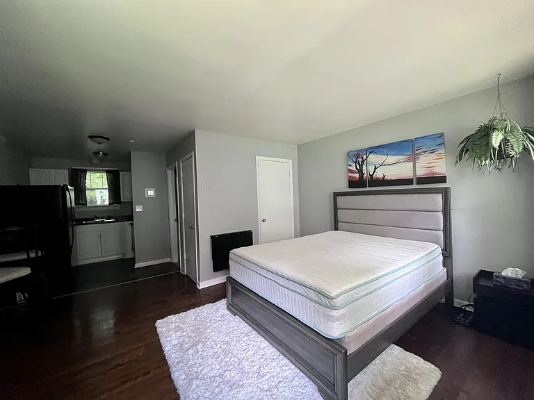 925 Boscobel St #3 — Photo 3