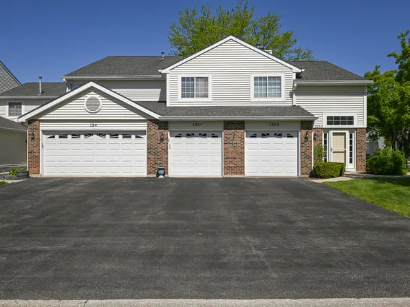 126 Winchester Dr Unit B, Streamwood, IL 60107