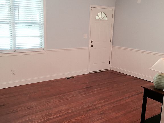 3rd image of 9119 Mace Ave