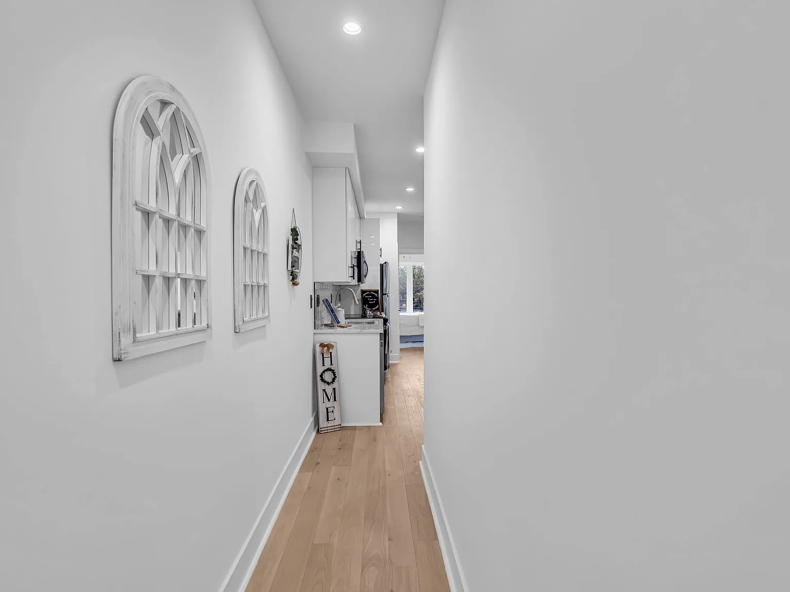 2 bed, 792 sqft, $2,500 — Photo 1