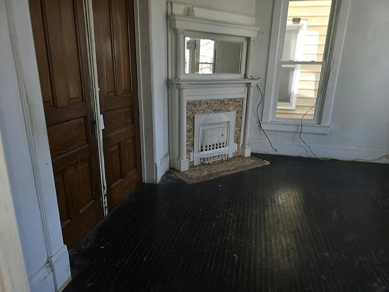 1806 N Peoria Ave — Photo 19