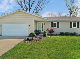 200 Downing Dr, Zanesville, OH 43701