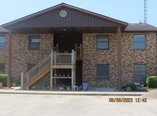 168 N Autumn Ln #8, Petersburg, IN 47567