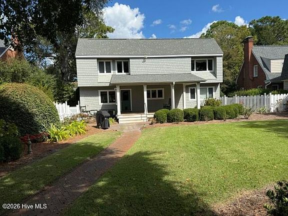 3rd image of 2830 Hydrangea Place
