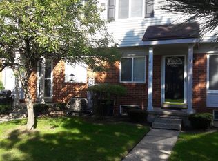 2060 Orchard Crest St, Shelby Township, MI 48317