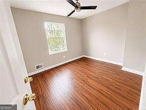 5th image of 6692 Cambridge Dr