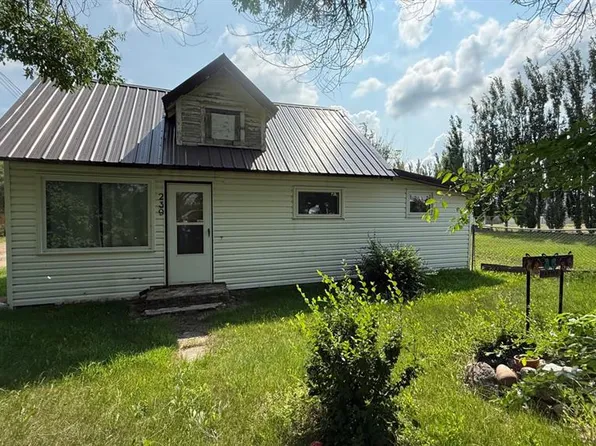 239 2nd Ave N, Starland County, AB T0J 0W0