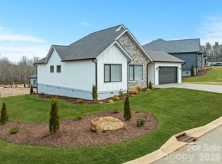 304 Avery Trail Dr, Arden, NC 28704