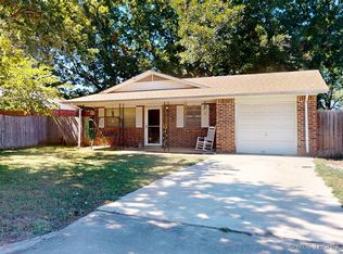 919 N Summer Tree Dr, Ada, OK 74820