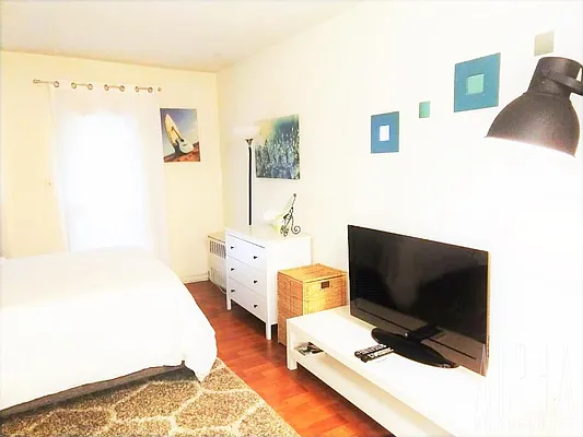 Rented by Alpha Properties NYC I LLC | media 26