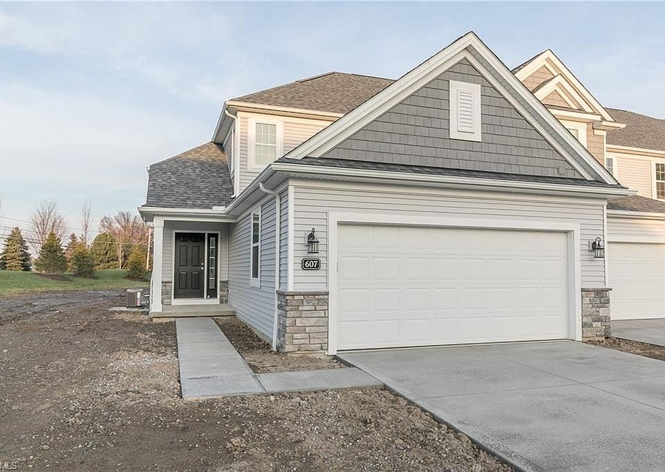 1st image of 607 Aubrielle Ave #24