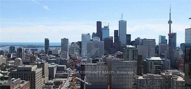 15 Grenville St #4205 — Photo 16