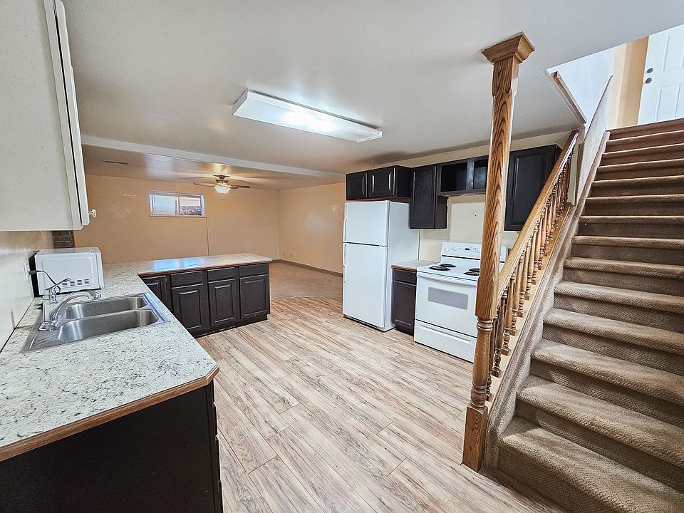 1st image of 85 W Cherry Ave #B