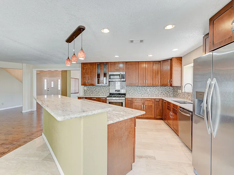 2733 Brookstone Ct — Photo 29