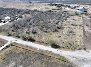 219 Nopal Dr, Beeville, TX 78102