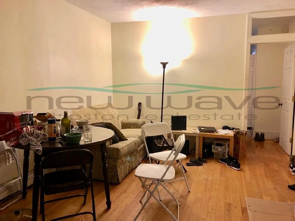 2 bed, 750 sqft, $2,900 — Photo 2