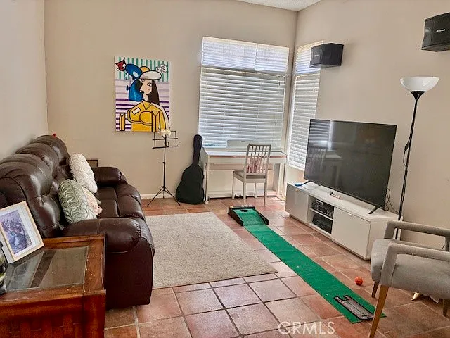 10718 Independence Ct — Photo 4