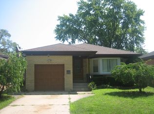 8223 Kostner Ave, Skokie, IL