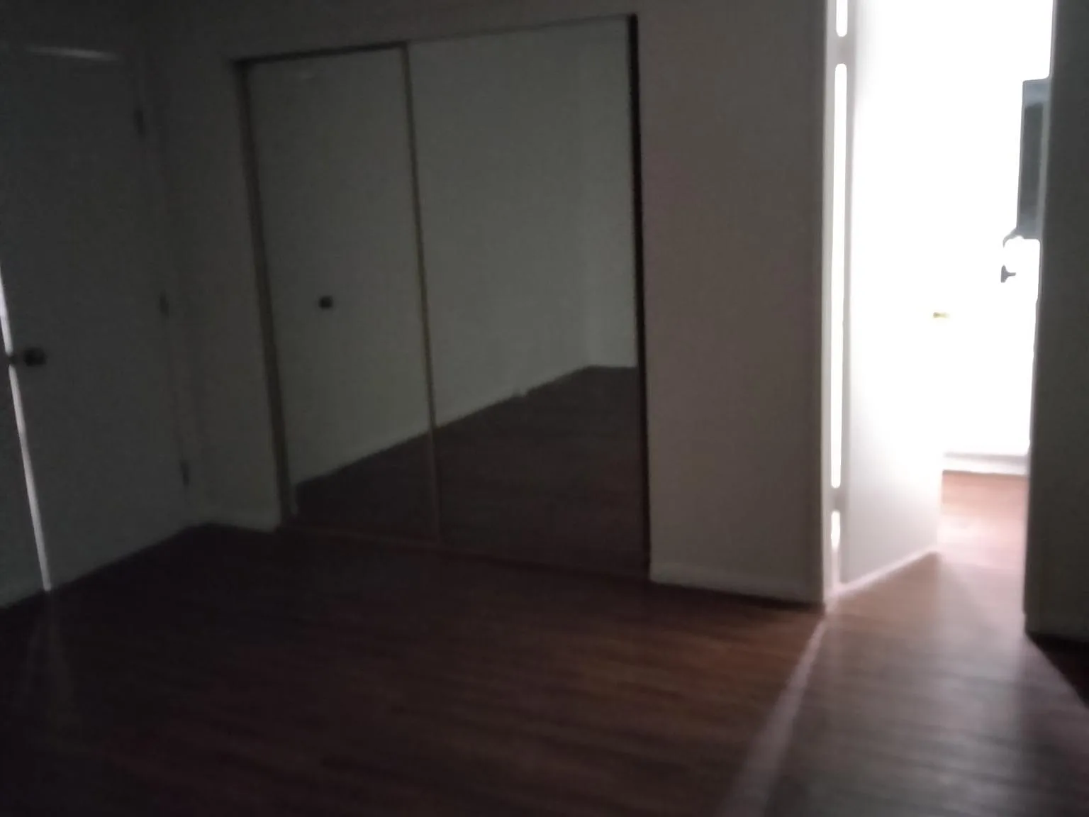 2 bed, 975 sqft, $2,450 — Photo 4