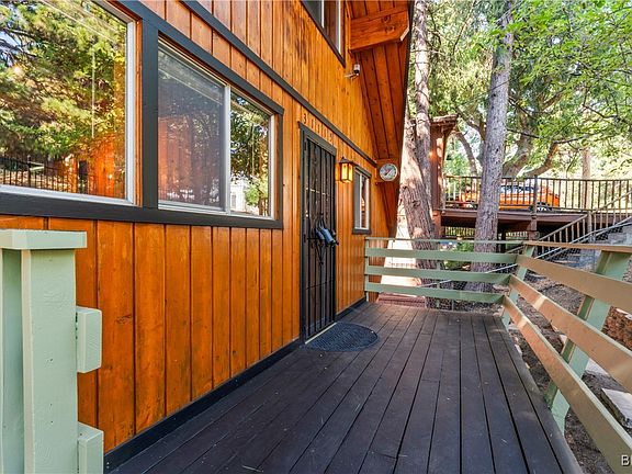 3rd image of 31115 Valley Oak Dr