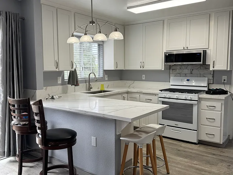 230 Arran Ave #2 — Photo 7