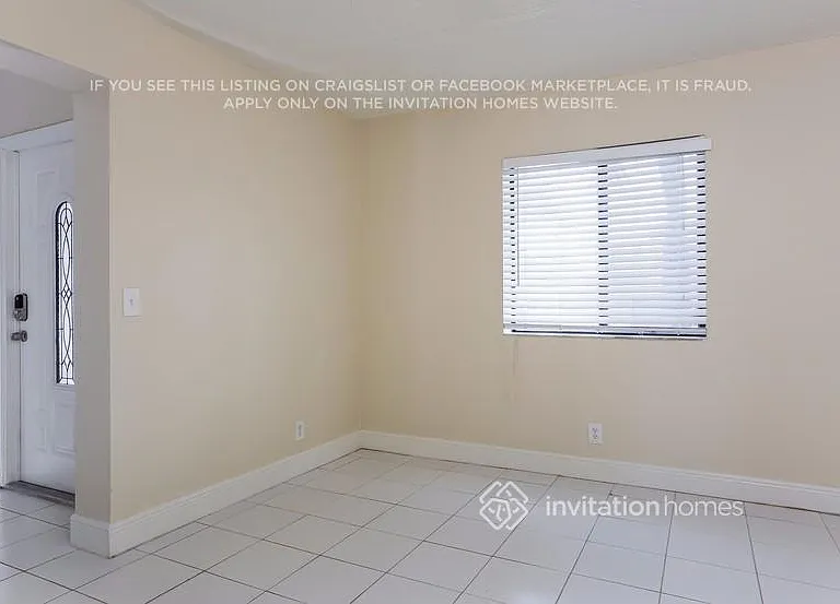 5756 Strawberry Lakes Cir — Photo 4