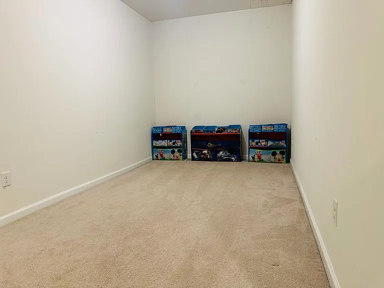 2816 Mondrian Ln — Photo 27