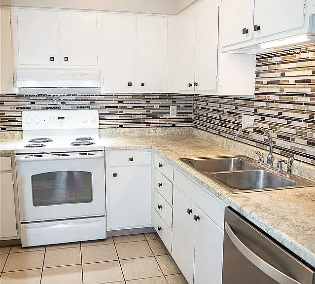 1124 Lilac Ln #2 — Photo 11