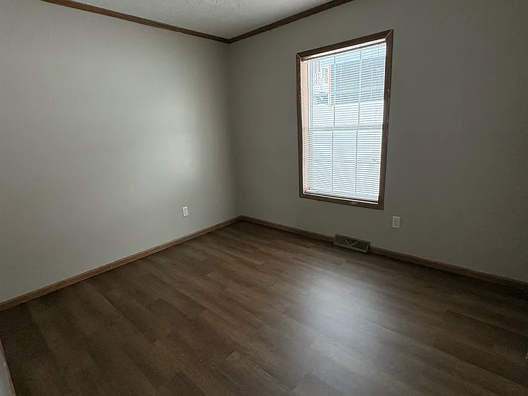 72 Jenna Ln — Photo 8
