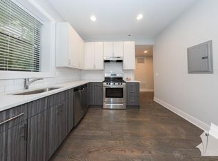 2619 N Rockwell St #1R, Chicago, IL 60647