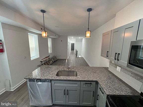 5th image of 2321 N 2nd St