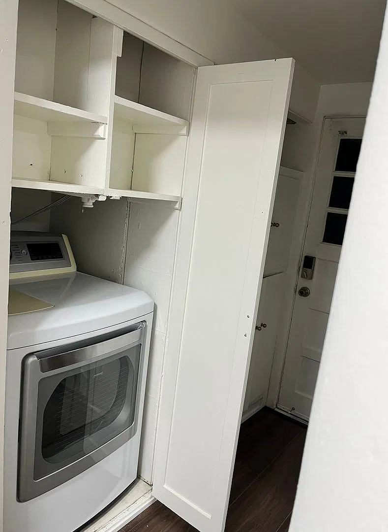 3 Bed, 1 Bath Home with Fenced Yard — Photo 3
