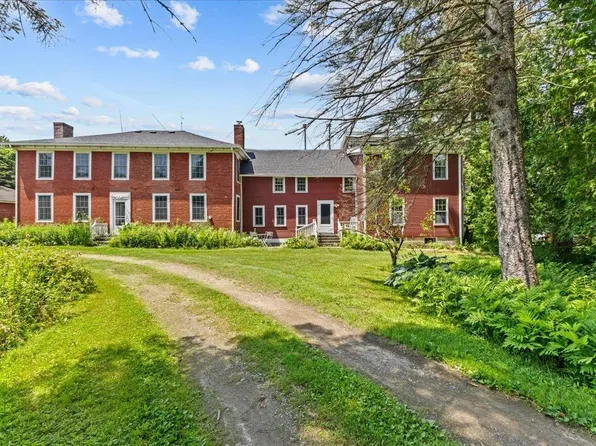 33 Sterling Valley Road, Morristown, VT 05661