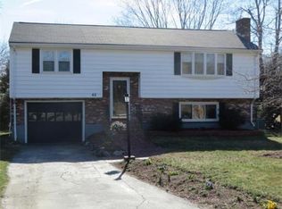 62 Bayberry Rd, North Attleboro, MA 02760