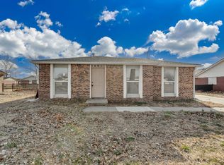 1601 E Berkeley St, Wichita, KS 67216