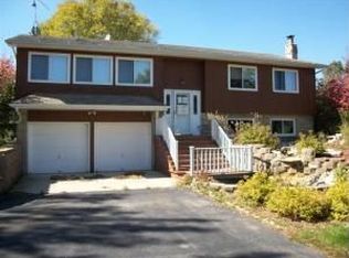 6771 Pheasant Run, Hartford, WI 53027