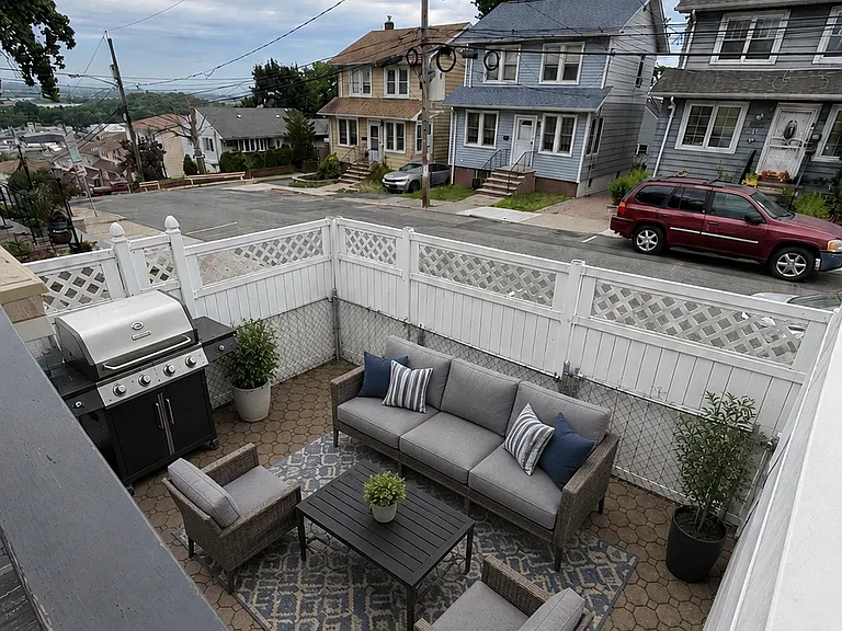 8317 Grand Ave — Photo 12