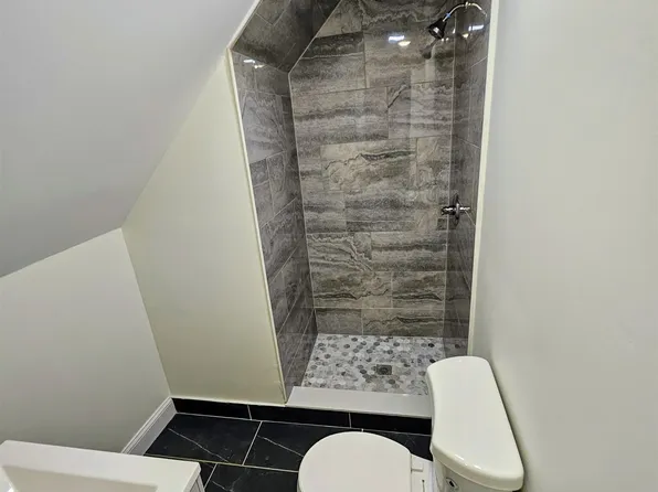 318 75th Street image 4 of 6