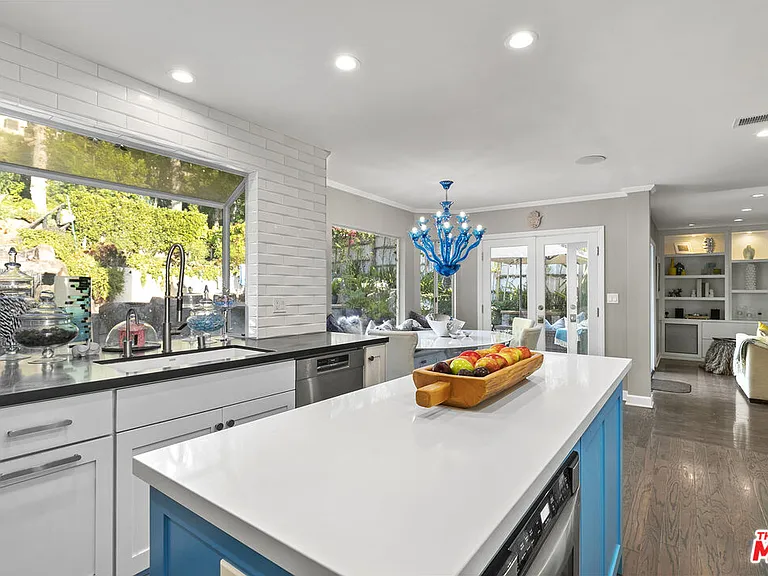 5176 Don Pio Dr — Photo 11