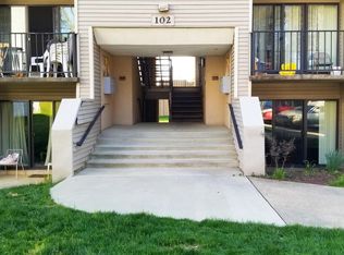 102 Duvall Ln #4-104, Gaithersburg, MD 20877