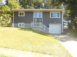 1597 Vicgross Ave, Akron, OH 44310