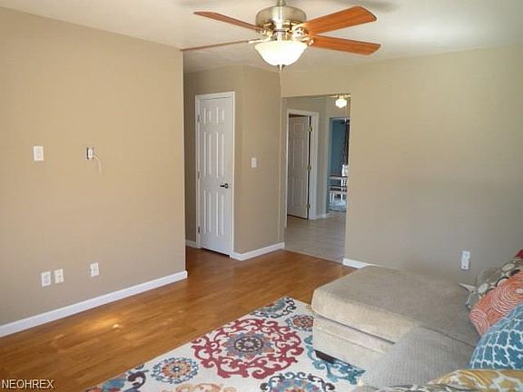 4th image of 38255 Dolores Dr