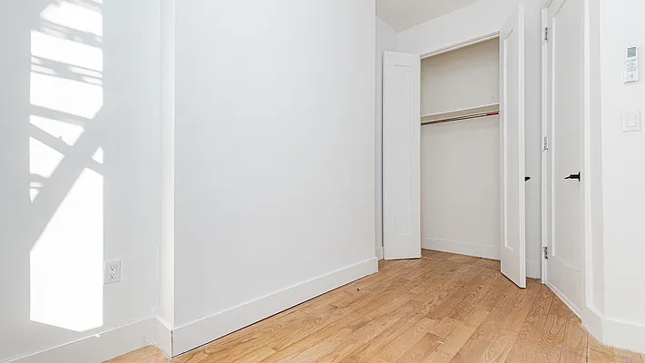 Rented by Nooklyn NYC LLC | media 33