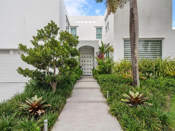 Q10 6th St, San Juan, PR 00926