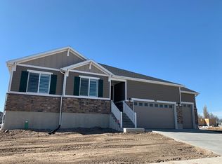1303 S Homestead Ln, Syracuse, UT 84075